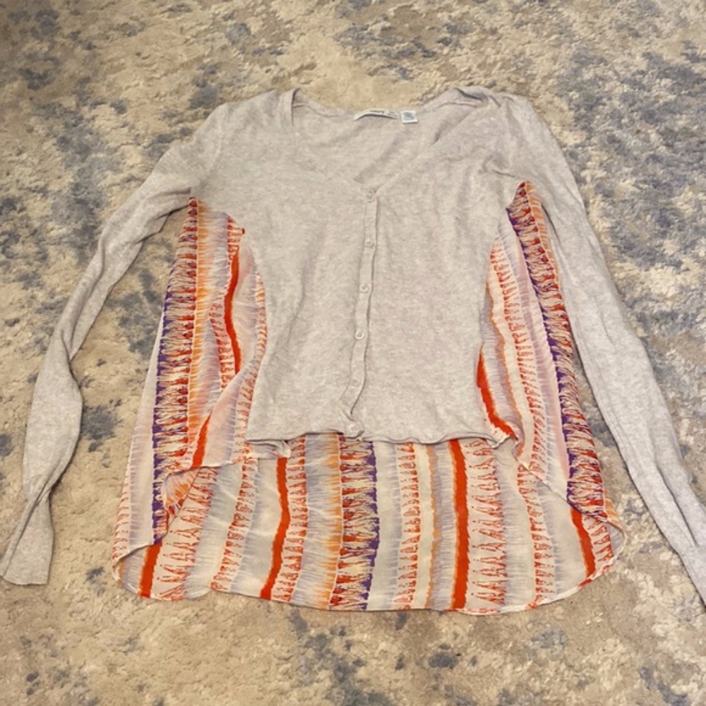 New Subtle Luxury Grey Silky Sheer Back Knit Cardigan Top